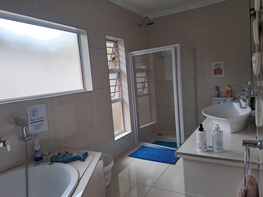 10 Bedroom Property for Sale in Dorchester Heights Eastern Cape